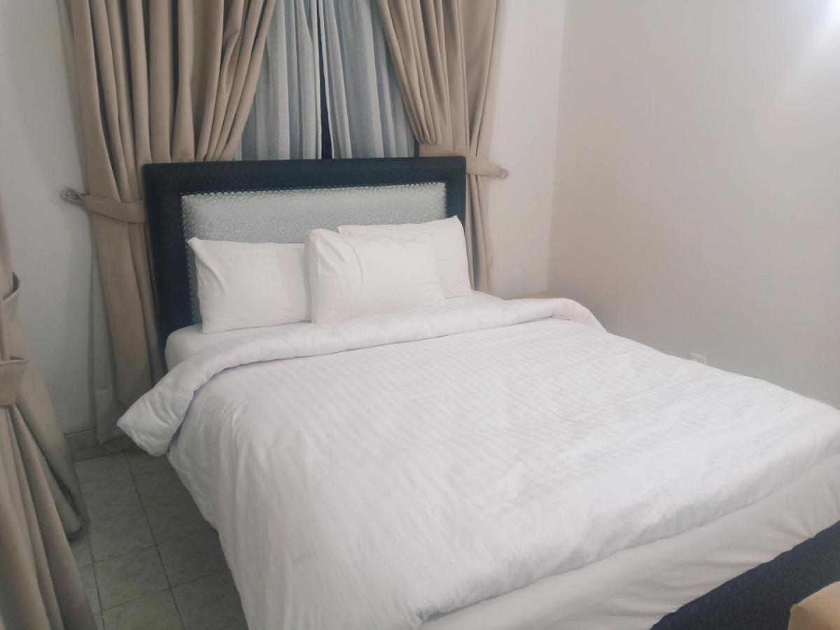 Royal Grace Guest House Islamabad Eksteriør bilde