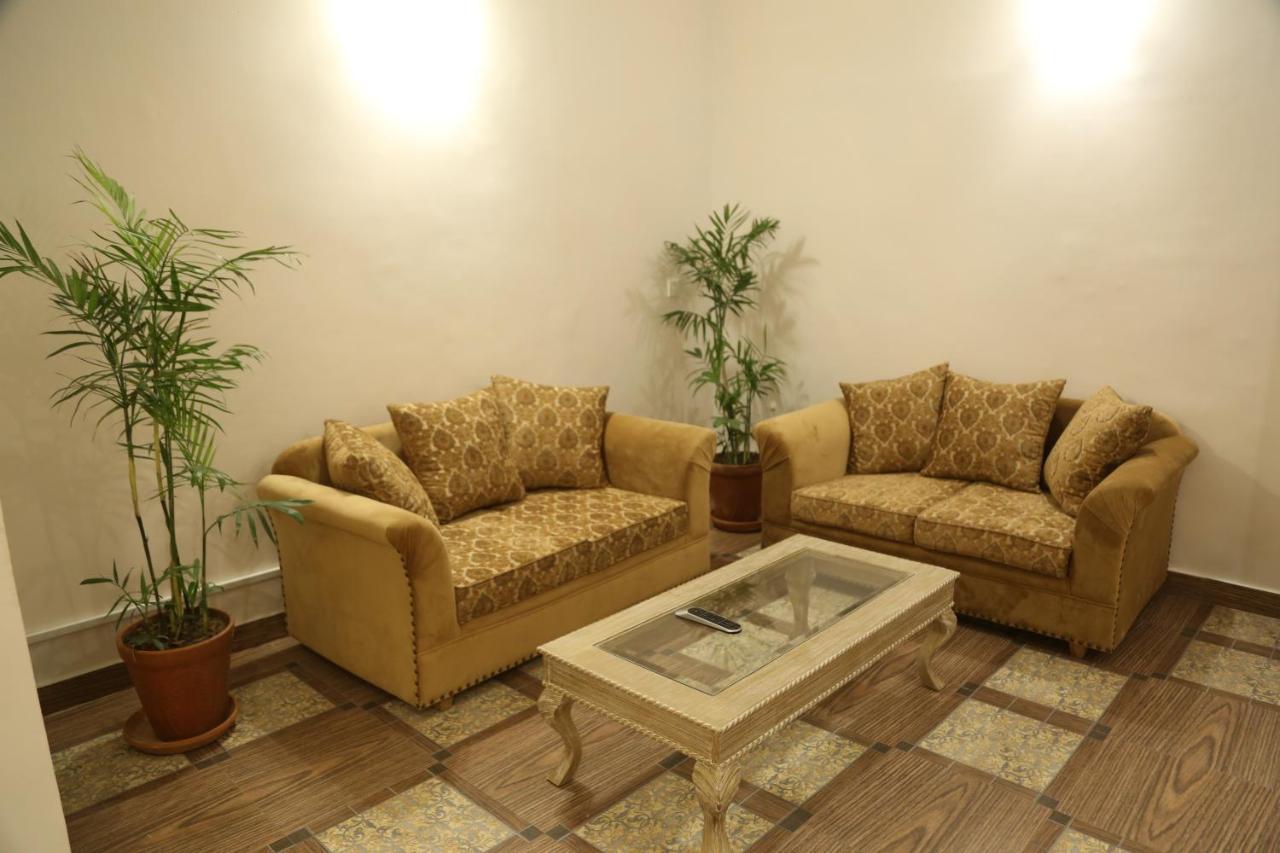 Royal Grace Guest House Islamabad Eksteriør bilde