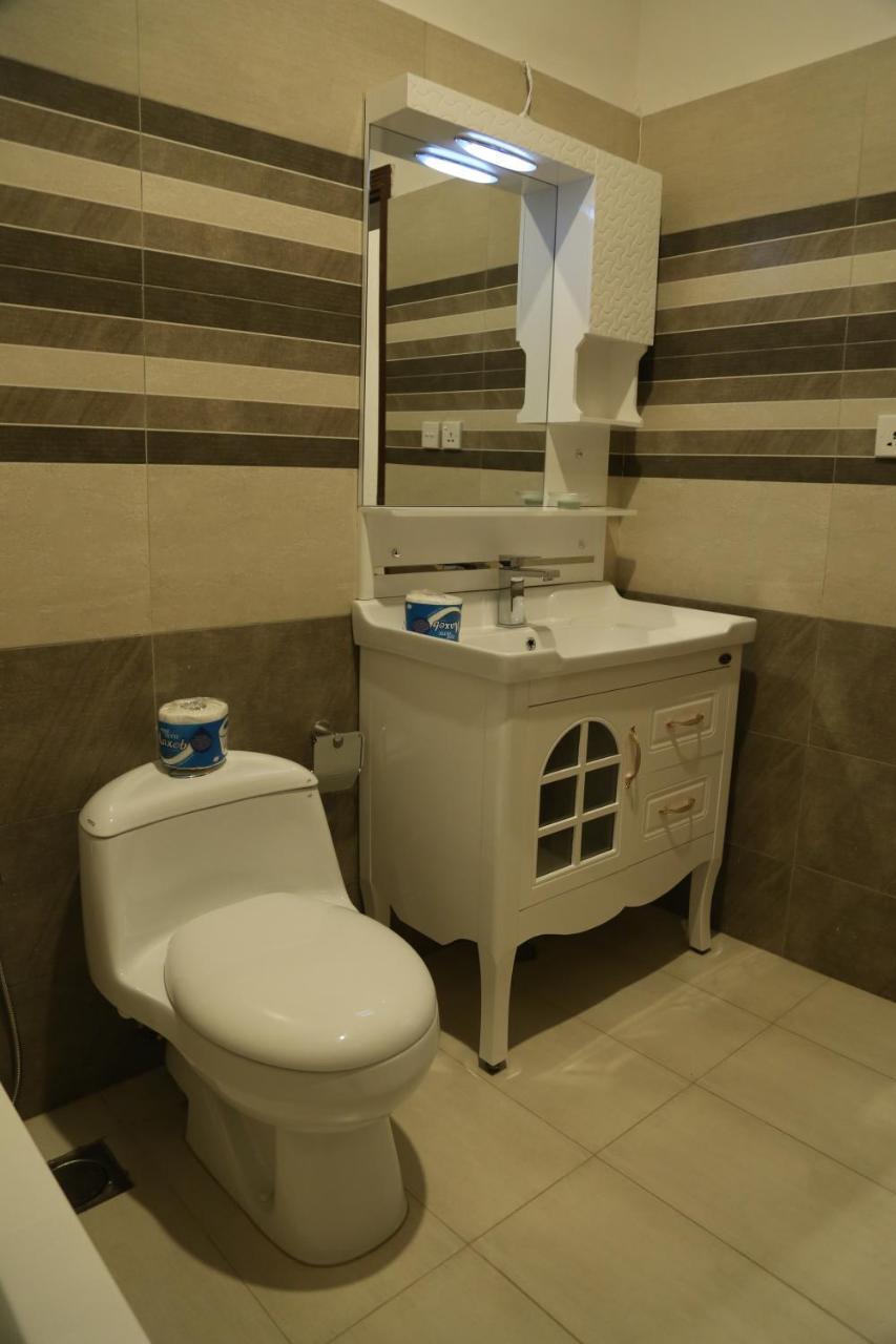 Royal Grace Guest House Islamabad Eksteriør bilde